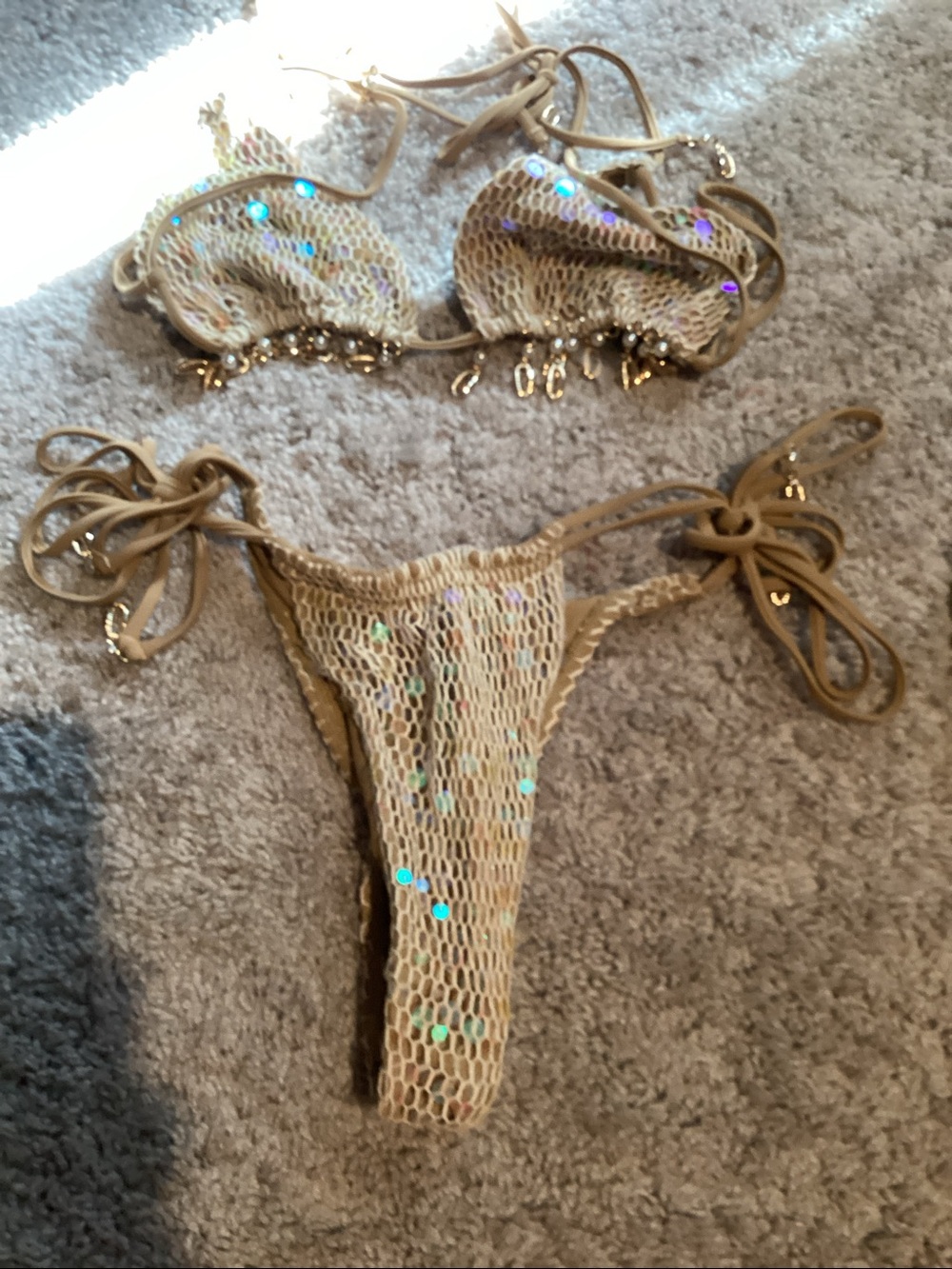 Beach Bunny Winslow Bikini - Picture 9 of 9